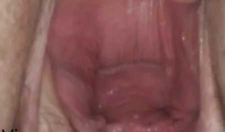 Barna, Hatalmas cicik maszturbál egy szűk szörös pina videók seggét játék
