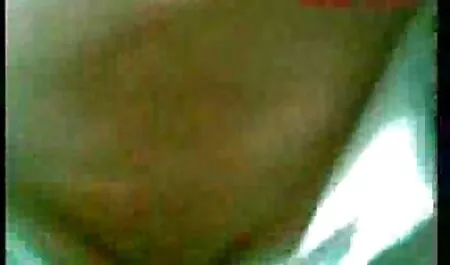 Add szörös pina hd oda neki.