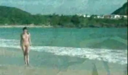 Két amator punci kepek férfi kibaszott egy gyönyörű iskolás lány, dupla behatolás