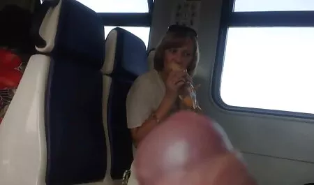 Biszexuális érett punci képek fekete-fehér Milf! Mindenki kefél mindenkit!