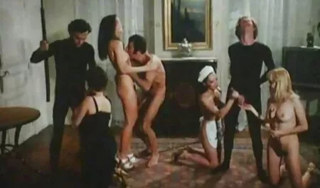 Vetkőztesd pina szex le a szomszédodat Zaydával, Lucreti.