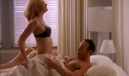 Leszbikus MILF csók, nedves punci indavideo Nyalás punci.