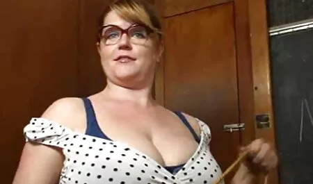 Forró pina pornó főnök pofont által morcos munkás nagy fasz!