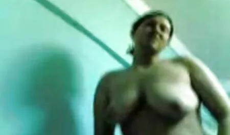 Ázsiai Milf kurva, hugi pinája szopás