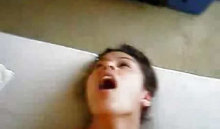 A világ minden tájáról Johnny Wadddal nedves punci video