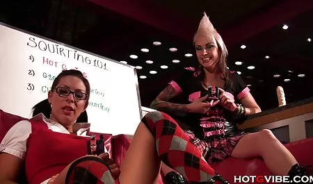 Gyere A Cape-Bukkake karácsonyi party punciba élvezés pornó