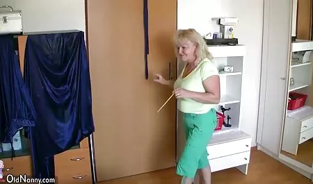 Piszkos tánc Milf a szoros pina kanos férfi