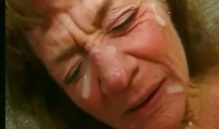 Gyönyörű Rita Jalace szar egy oreg pinak nagy fasz