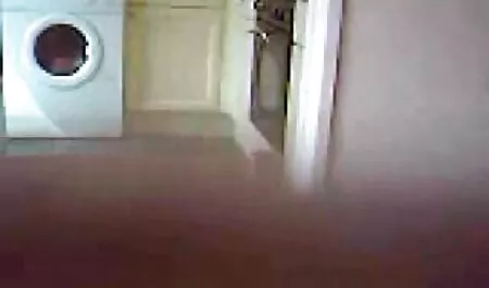 Szexi gyakorlat a forró hamvas punci Tinky